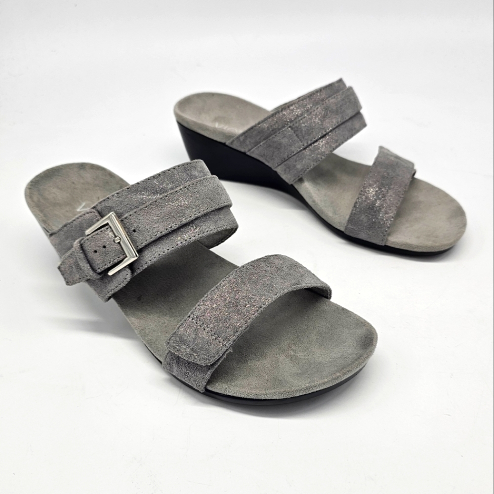Vionic NATOMA Gray Silver Suede Wedge Sandal 8